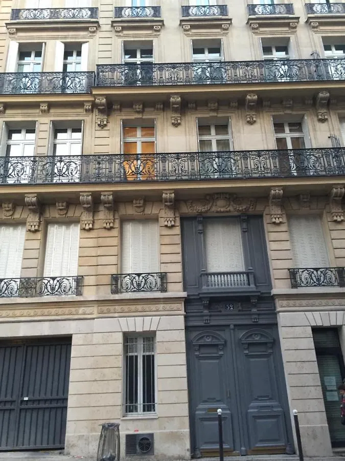 باريس 52 Clichy Bed & Breakfast - Chambre D'Hotes