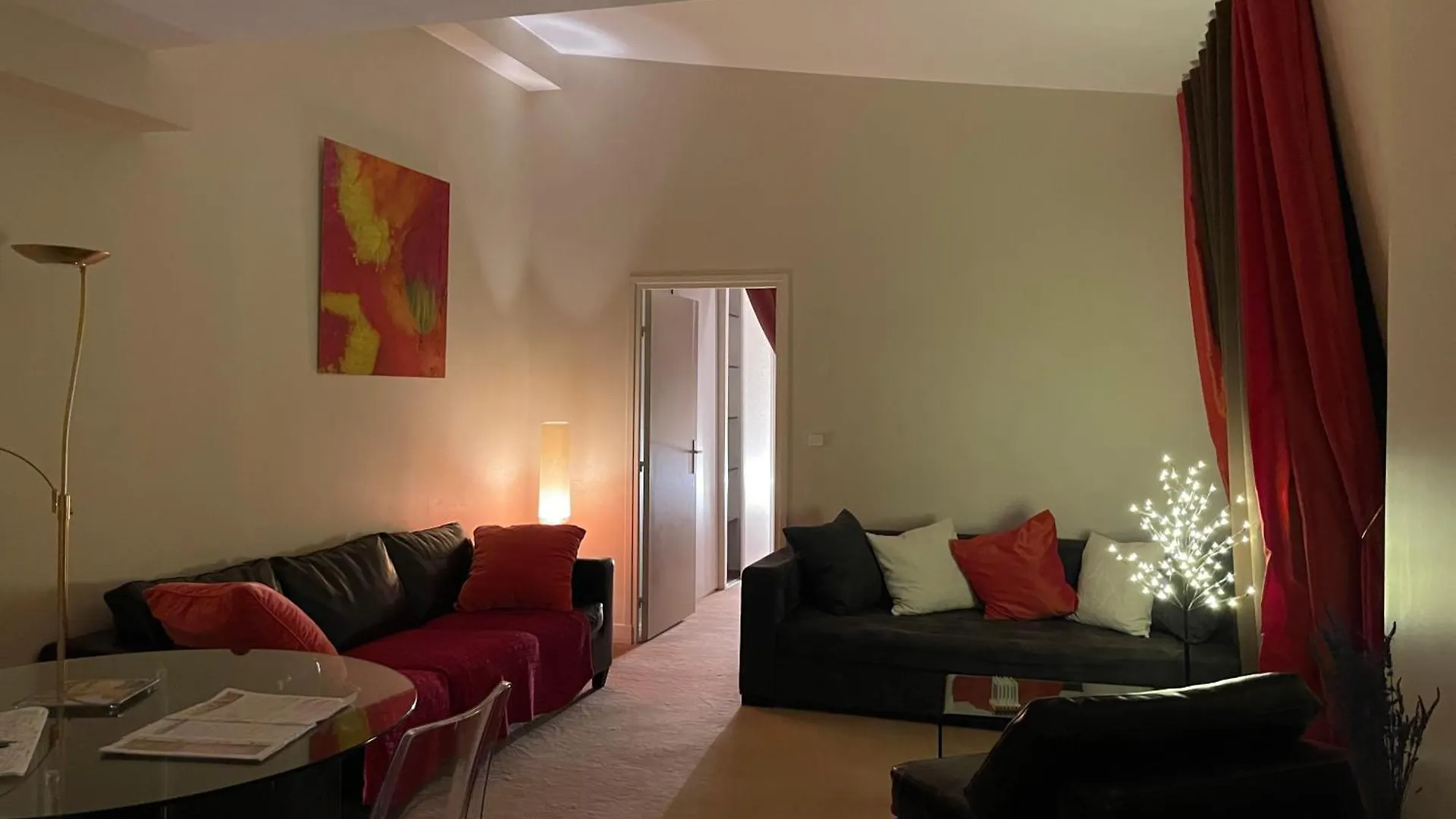 باريس 52 Clichy Bed & Breakfast - Chambre D'Hotes فرنسا