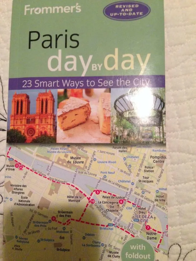 باريس 52 Clichy Bed & Breakfast - Chambre D'Hotes