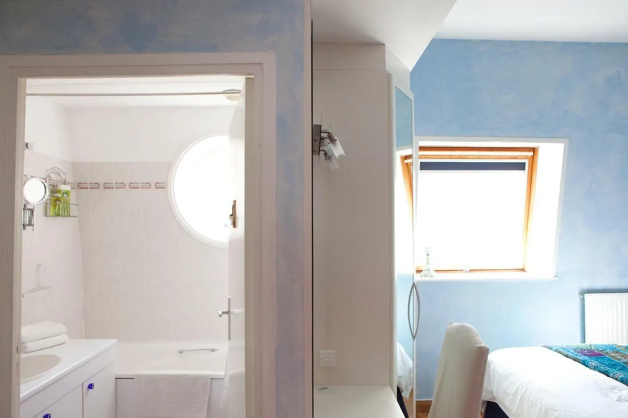 باريس 52 Clichy Bed & Breakfast - Chambre D'Hotes فرنسا